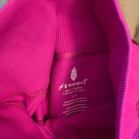 Free people movement leggings size small - Picture 11 of 11